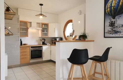 Carantec House | Pretty family home with enclosed garden