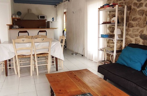 Duniere-sur-Eyrieux House | Pretty house in picturesque Ardèche hamlet. Cycling on Dolce Via, rivers.