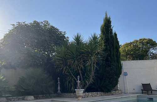 Chateauneuf-de-Gadagne Other | Pretty town Mas with swimming pool (sleeps 22)