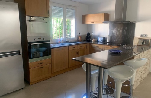 Courthezon Villa | Pretty Villa in the heart of Provence