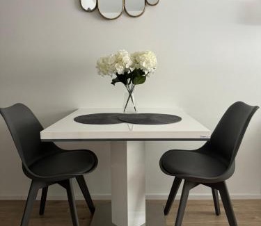 Karlsruhe City Centre Apartment | Prime Host Sophie Apartments