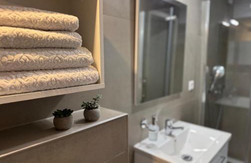 Karlsruhe City Centre Apartment | Prime Host Sophie Apartments