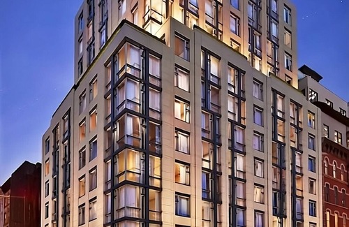 Tribeca Hotel | Prime Location! 2 Spacious units, close to Brookfield Place and Brooklyn Bridge!