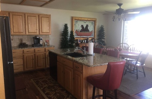 Harbor Village House | Prime location! 3 bedroom Gorgeous Bear Lake view
