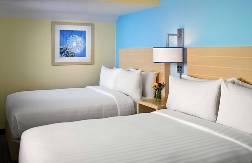 Omaha Hotel | Prime Location! 3 Convenient Units, Free Breakfast, Onsite Pool, Free Parking