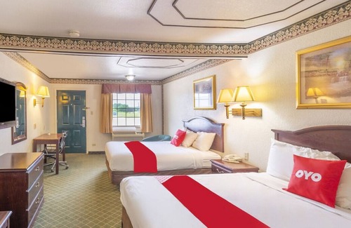 Three Rivers House | Prime Location, 4 Great Units w/Free Parking, Minutes to Tip's Park