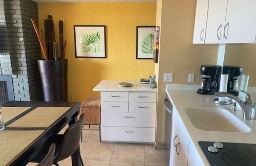 Kihei Condo | PRIME LOCATION, AMAZING VIEWS, INCREDIBLE 1BD-BA by the Beaches in Kihei, Maui