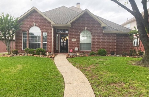 Plano House | Prime Location in West Plano – Peaceful & Private