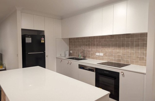 Braddon Apartment | Prime Location | Northbourne Ave