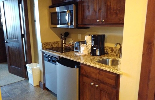 Breckenridge Resort | Primer ski in/out Grand Lodge on Peak 7