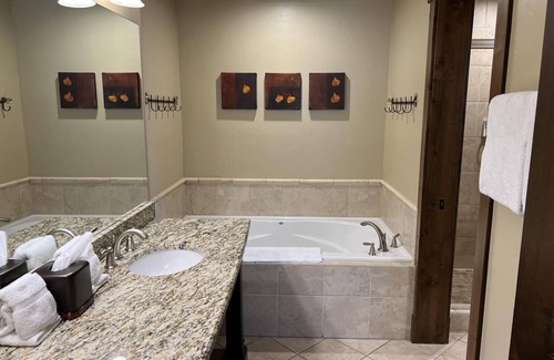 Breckenridge Resort | Primer ski in/out Grand Lodge on Peak 7