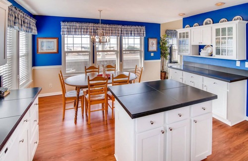 Long Beach House | Primetime Beachfront Memories+HotTub/PingPong+FREE NIGHTS