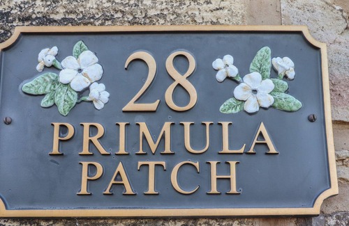 Akeld House | PRIMULA PATCH, family friendly, character holiday cottage in Wooler