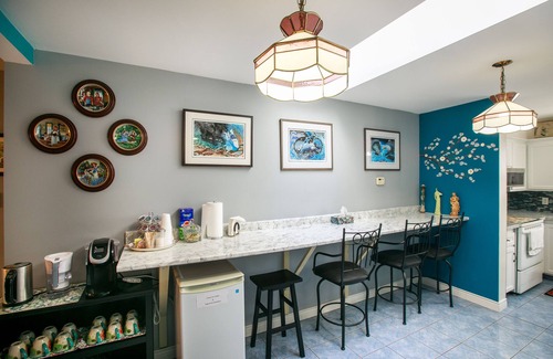 Queens Square Hotel | Prince Street Suites