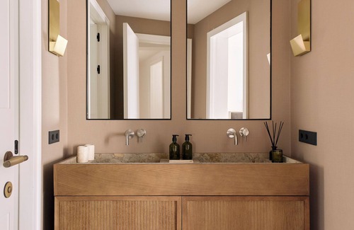 Golden Triangle of Art Apartment | Principe de Las Letras - Luxury corner apartment in the Letras neighborhood