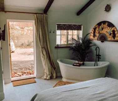 Cowden Bed & Breakfast | Priory Cottage Stables