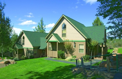 Klamath Falls Resort | Pristine beauty and a multiplicity of outdoor activities!