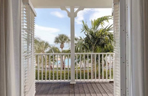 Islamorada House | Pristine pool front home w/ocean views Anglers 148