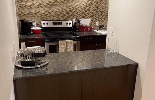 Zilker Condo | Private 1BD 1BR in the heart of South Lamar.