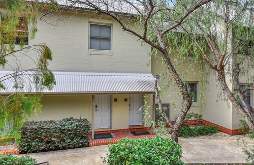 Pokolbin Villa | Private 1bdr Villa Pinot located within Cypress Lakes Resort