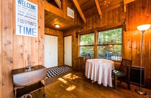 Bridgman House | Private 4BR/2BA on Lake Michigan