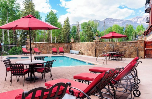 Mountain Village Hotel | Private and Clean Lock-Off Room With King Bed, Extra Amenities