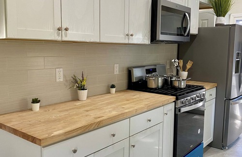 Vauxhall Apartment | Private and cozy - 2BR Retreat 10 mins to EWR - 35mins to NYC