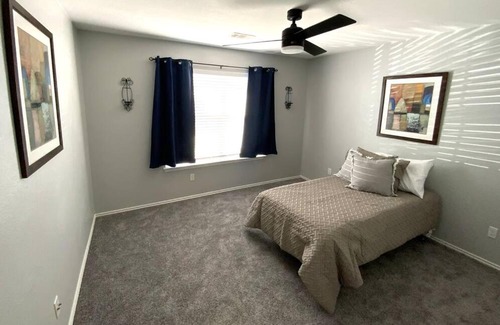 Briarcreek House | Private and relaxing home 15 minutes from Austin.