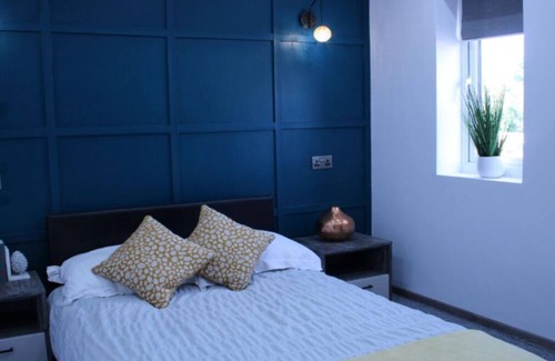 Peterborough Apartment | Private and Stylish Studio Room in Peterborough
