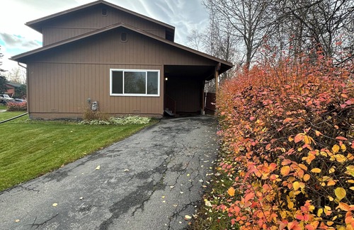 Abbott Loop Apartment | Private apartment. Located near everything!nn
