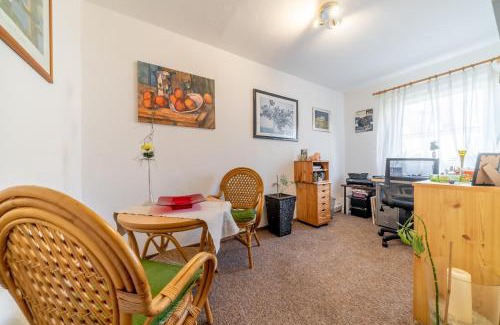 Mittelfeld Apartment | Private Apartment Smoker