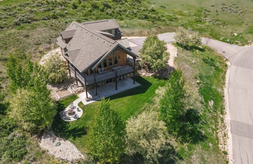 Fish Haven House | Private Beach Access! Nearby Swimming Pool, Hot Tub, Tennis and More!