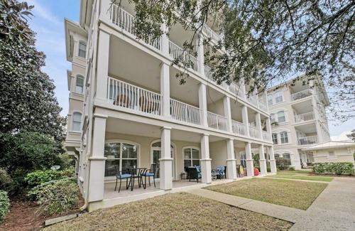 Seagrove Beach Villa | PRIVATE BEACH <100yds, Heated Pool, Gated Community, Ground Floor Villa!