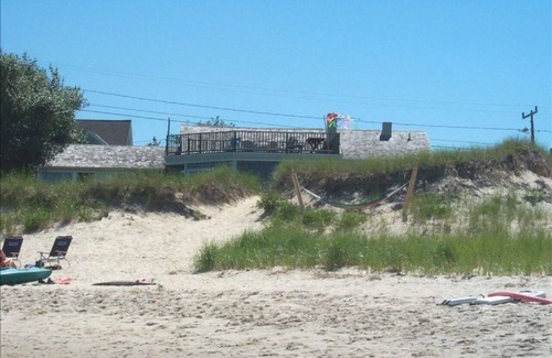East Dennis House | Private Beach w/Ocean & harbor view