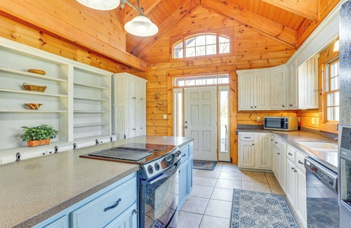Camden Cabin | Private Boat Ramp & Dock: Kentucky Lake Cabin!