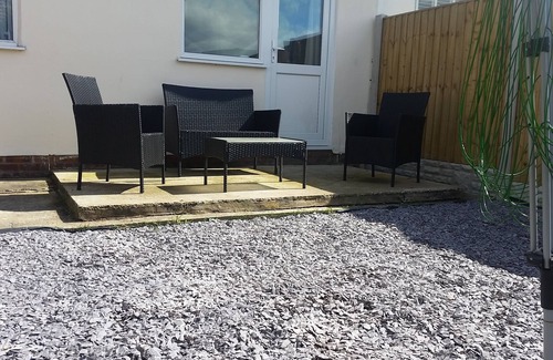 Mablethorpe and Sutton House | Private Bungalow with enclosed garden and wifi close to shops and beach sleeps 6