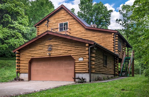Swansea Cabin | Private cabin 3bed/2bath + 15 min to STL & Scott’s AFB