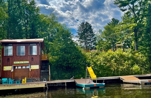 Hayward Cabin | PRIVATE CABIN ON CHIPPEWA FLOWAGE , MOORES BAY. TROPICAL ATMOSPHERE, 100 FT DOCK
