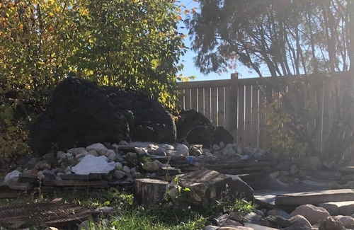 Northeast Edmonton House | Private Casa 2 bdrm up/2 down; jacuzzi in master;fenced yard