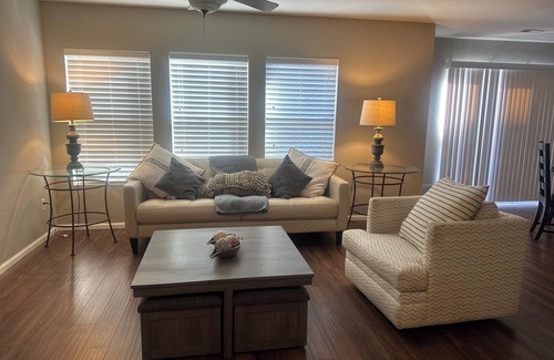 Meridian House | Private Clean Townhome with Attached Garage