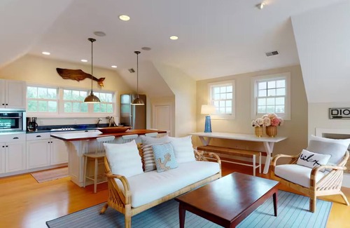 Dionis House | Private Compound w/two houses, pool, hot tub, sauna, & Jeep available to rent!