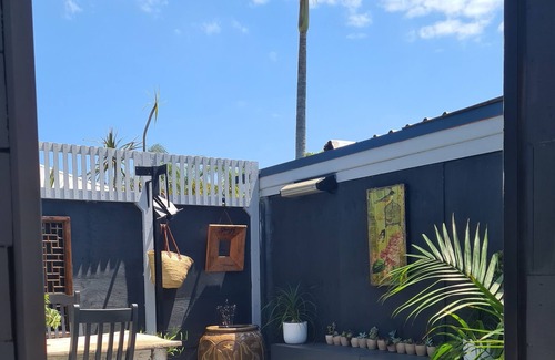 Ettalong Beach Cottage | Private cottage, dog friendly, close to beach, shops, bush walks, fishing, more