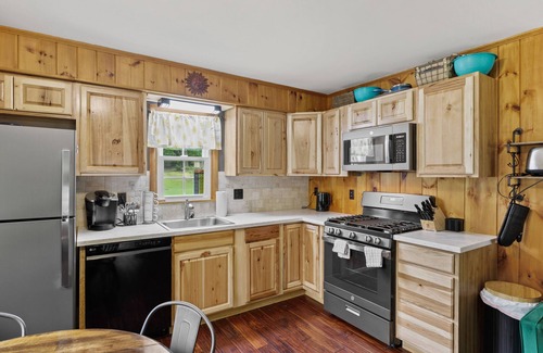 Lake George Cottage | Private Cottage on Lake George W/Wood-Burning Fireplace, Lake View, & Fast WiFi