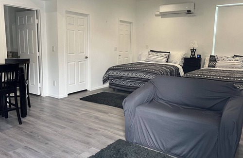Riverside Apartment | Private Cozy Studio in Riverside