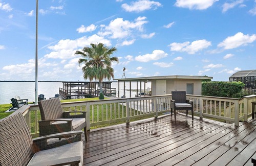 Tavares House | Private dock, fire pit, waterfront on Lake Dora walkable to downtown Tavares!