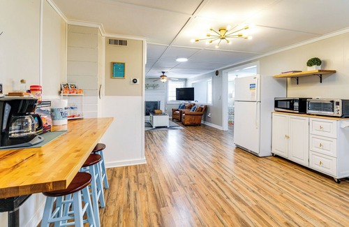 Hague House | Private Dock & Yard: Hague Hideaway on the Potomac