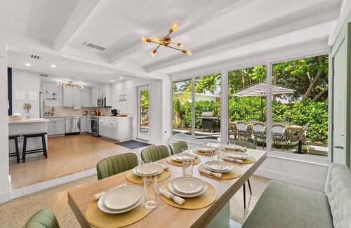 Wilton Manors House | Private Heated Pool, Outdoor Movie Theater, Gym & Sauna | Near to Wilton Drive