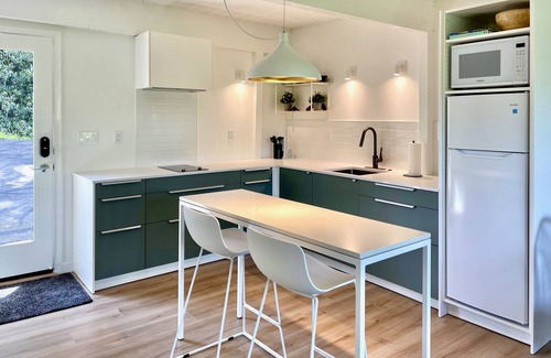San Rafael House | Private Hillside Casita w/Views, Heated Pool – Between SF & Napa