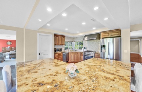 West Covina House | Private Hilltop Retreat · 180° City Light Views