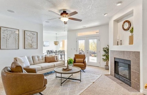 Ivins House | Private Hot Tub, Pets Allowed, Park Close By!